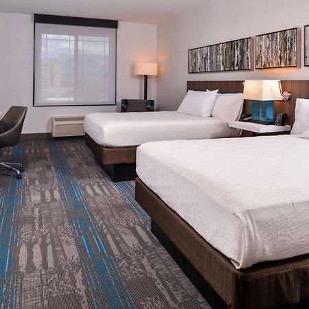 Hilton Garden Inn Salt Lake City Downtown Экстерьер фото