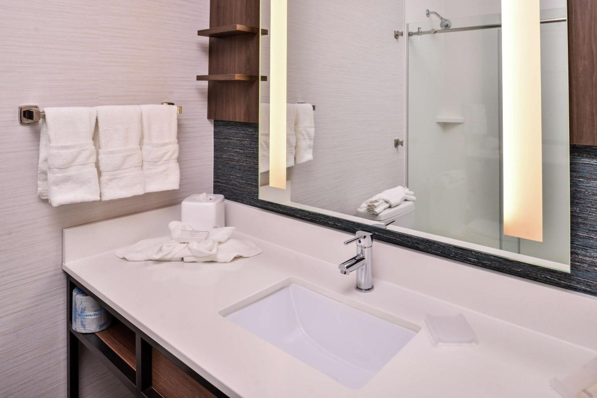 Hilton Garden Inn Salt Lake City Downtown Экстерьер фото