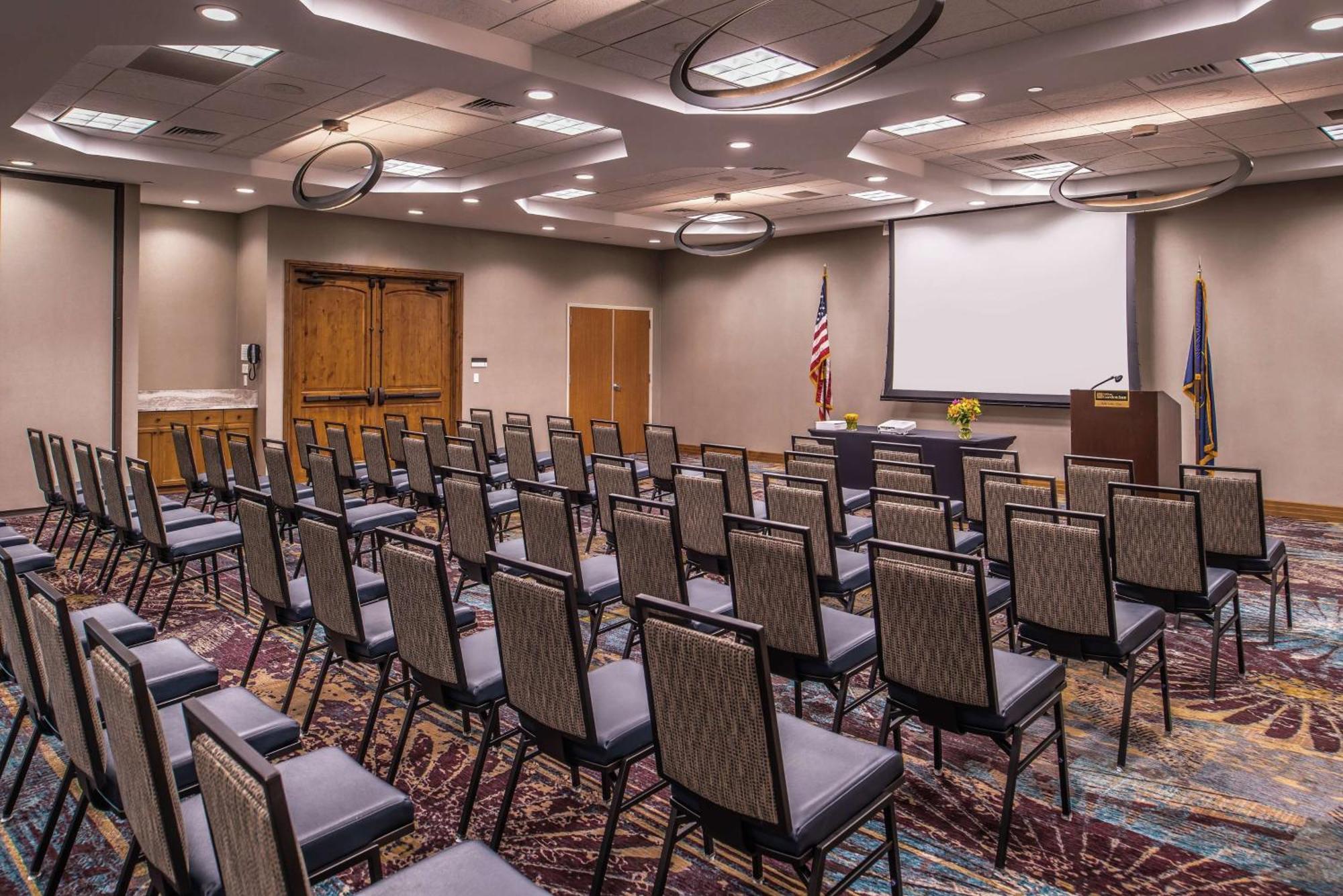 Hilton Garden Inn Salt Lake City Downtown Экстерьер фото